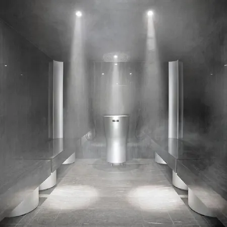 Отель Garni Stefanie 4*