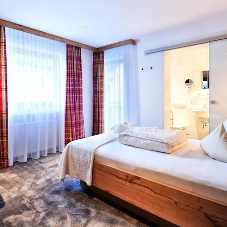 Szálloda Garni Stefanie Ischgl