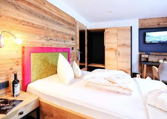 Garni Stefanie Hotel 4*