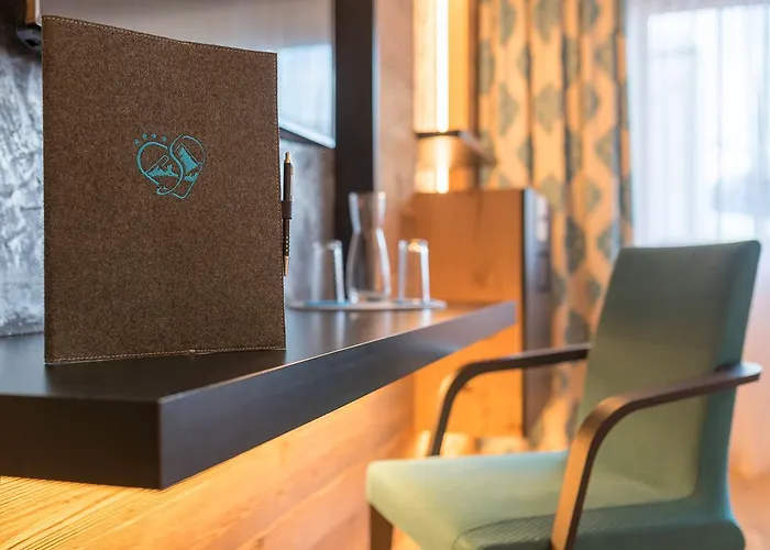 Garni Stefanie Отель 4*