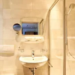Garni Stefanie Hotell 4*