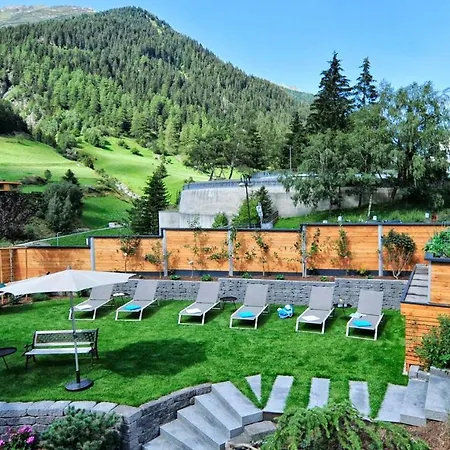 Garni Stefanie Hotell 4*